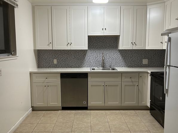 505 36th Ave APT 2