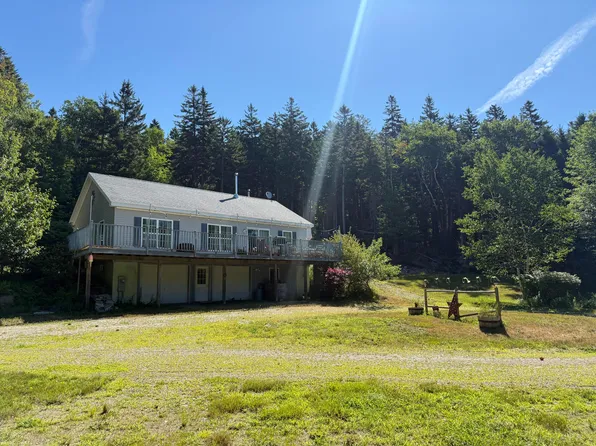 46 Kitty Lane, Tremont, ME 04612