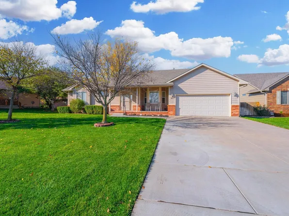 913 Tiffany Ct, Rose Hill, KS 67133