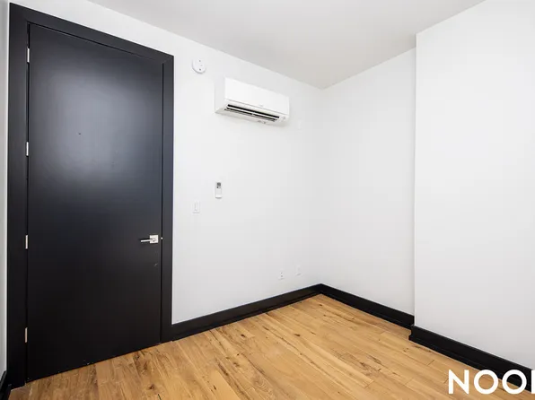 1270 New York Avenue image 9 of 40