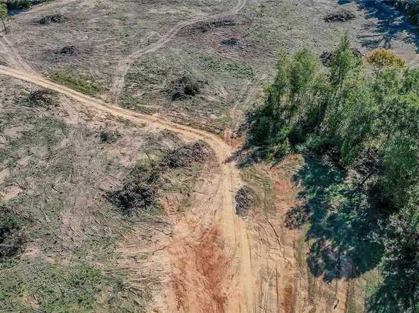 7040 Greenwood Rd, Shreveport, LA 71119