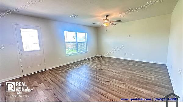 1st image of 3018 Hereford Dr