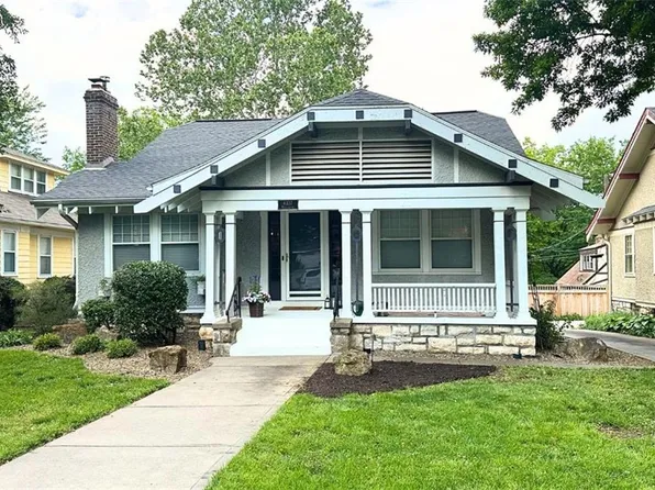 6337 Morningside Dr, Kansas City, MO 64113