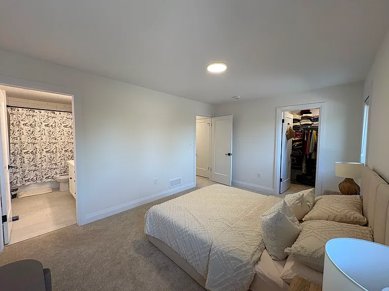 165 Tiffany St — Photo 7