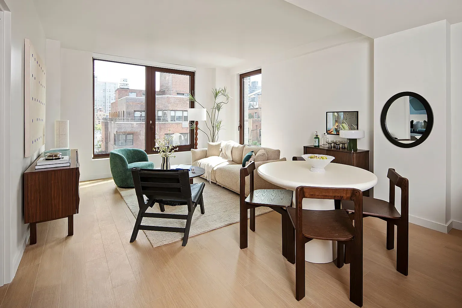 300 East 50th Street — Photo 2