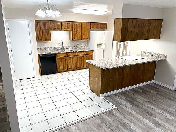 4th image of 2808 Cummings Dr