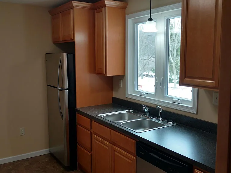 231 N Walborn Ave — Photo 11