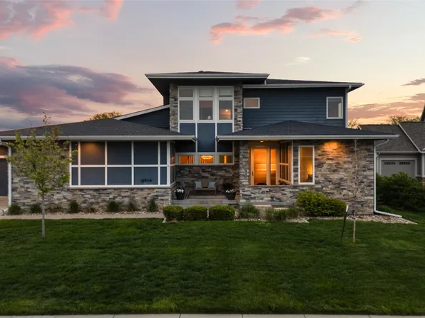 8919 NW 73rd Pl, Johnston, IA 50131