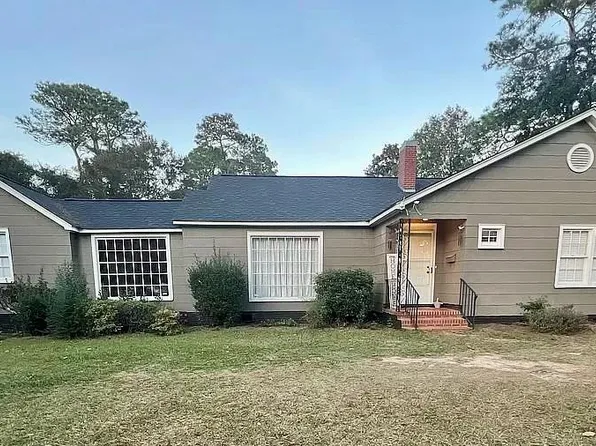 405 12th St E, Tifton, GA 31794