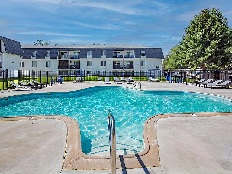 Mt. Aire Apartments — Photo 18