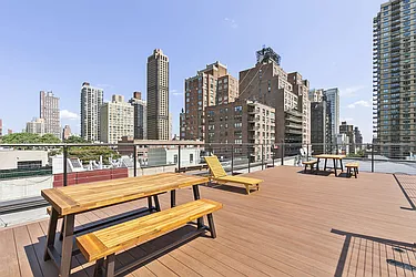 Rented by Cooper & Cooper Real Estate