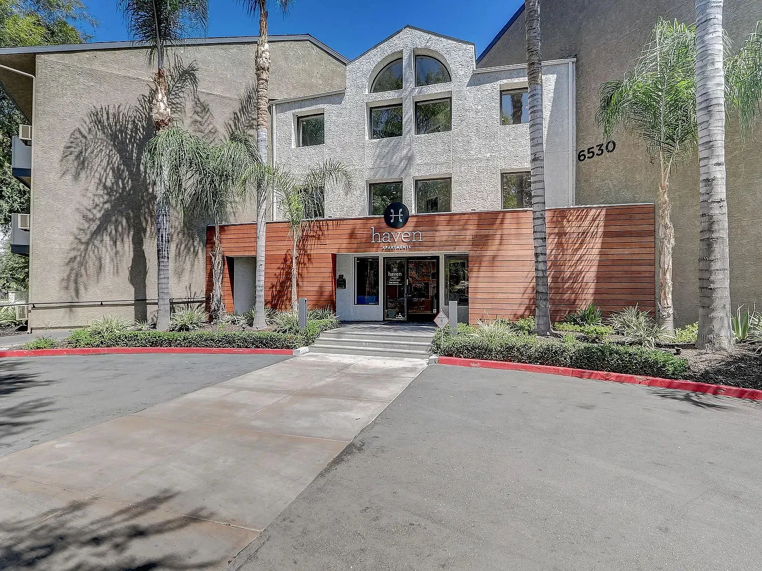 1 bed, 650 sqft, $1,995 — Photo 2