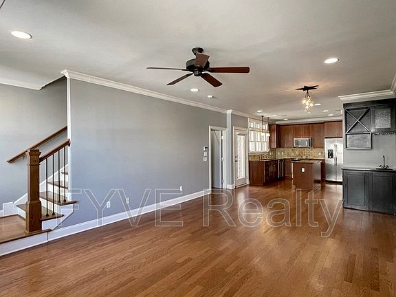 5th image of 2110 Acklen Ave APT 106