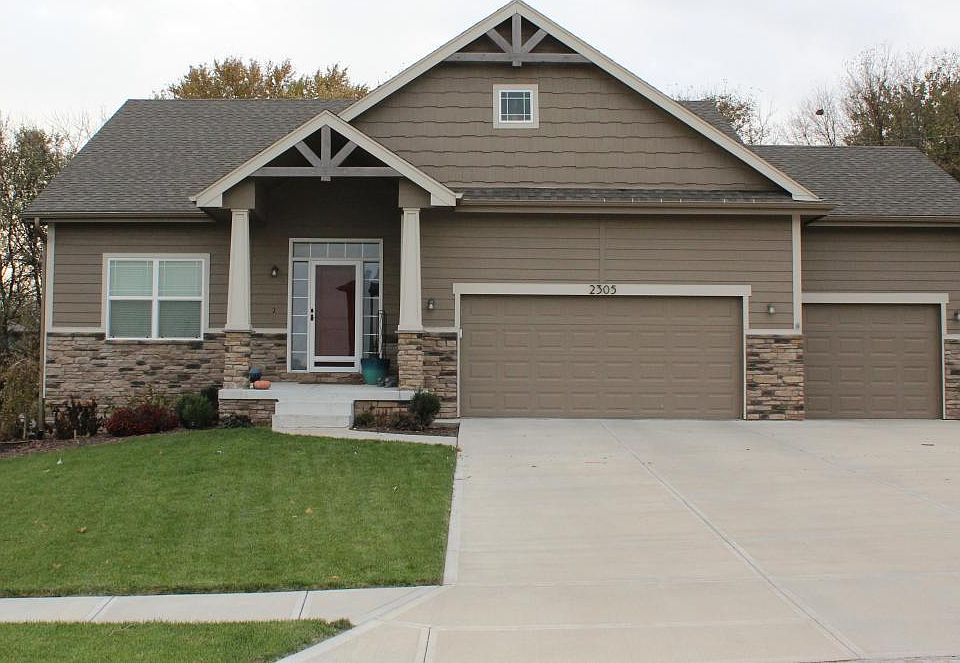 Front Exterior of Home