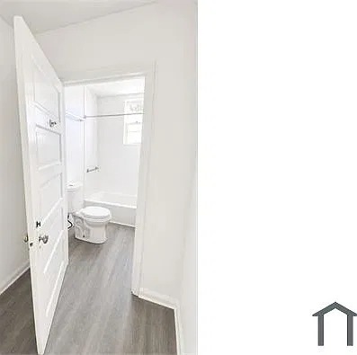 5 bed, 2208 sqft, $1,567 — Photo 2