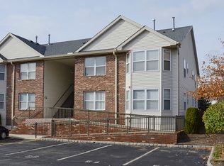 25 Rebecca Rd, East Hanover, NJ 07936