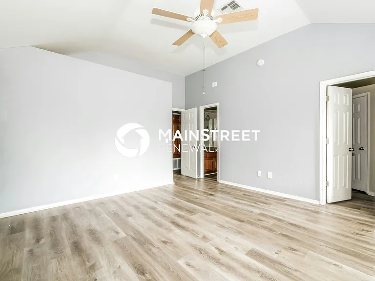 Main Bedroom