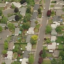 2nd image of 4665 Reimann St NE