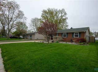 6617 Burnham Green Rd, Toledo, OH 43615