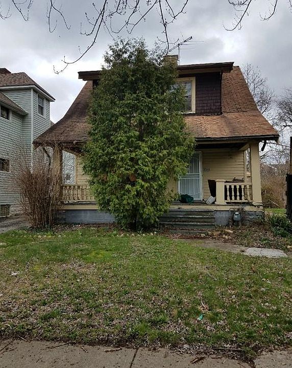 1st image of 3569 E 139th St