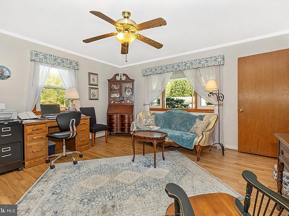 5th image of 12030 Greendale Dr