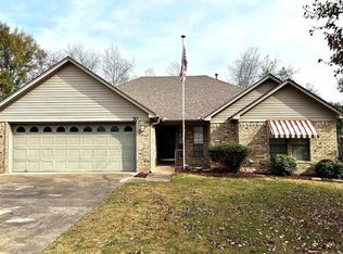 70 Whispering Wind Cir, Vilonia, AR 72173