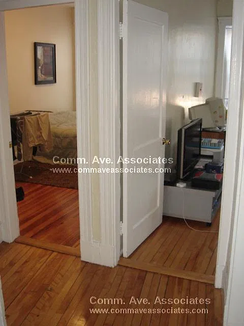 1 bed, 1.0 bath, $2,295 — Photo 4