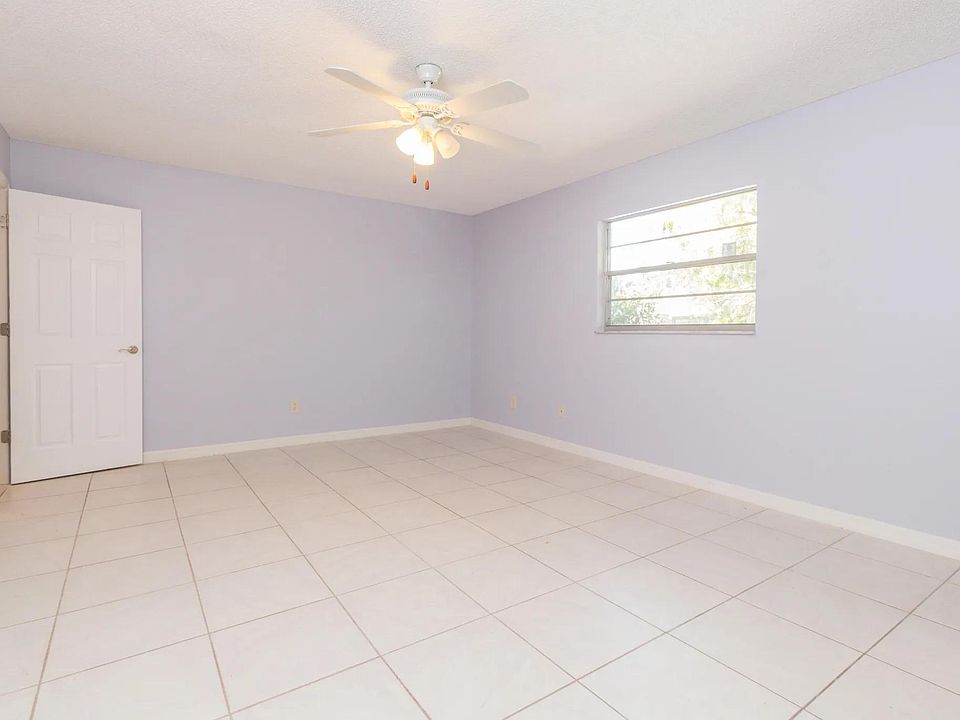 1st image of 6117 Macarthur Way