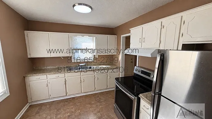 2 bed, 1.0 bath, 900 sqft, $1,200 — Photo 3