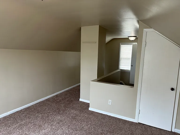 18047 Bradford St — Photo 5