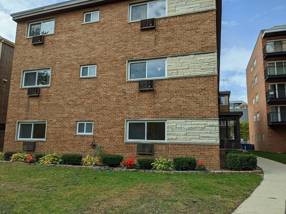 1st image of 922 Hinman Ave APT 2A