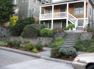 121 27th Ave E, Seattle, WA 98112