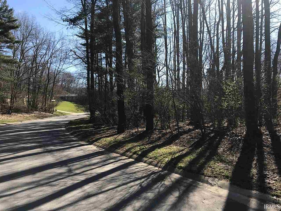 2nd image of 21541 Ravenna Dr #1