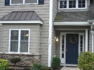 1108 Macintosh Way, Matamoras, PA 18336