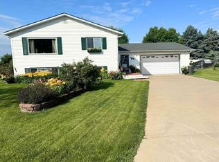2900 16th Ave S, Moorhead, MN 56560
