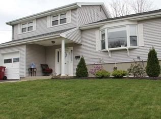 45 Briar Ave, Lowell, MA 01852