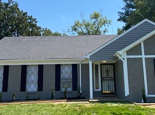 2776 Stage Park Dr, Bartlett, TN 38134