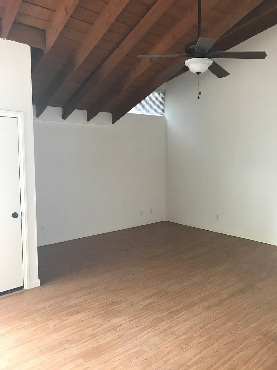 Building Photo - 31611 Via Conejo #242