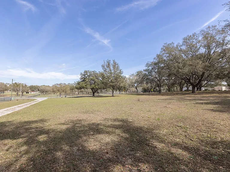 1824 Marion County Rd — Photo 17