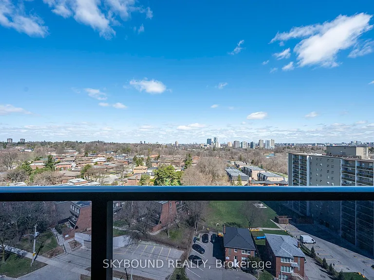 15 La Rose Ave #1510 — Photo 23