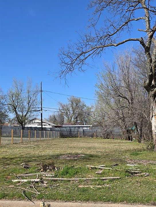 2nd image of 2435 SW 40th St Lot 31 & 32
