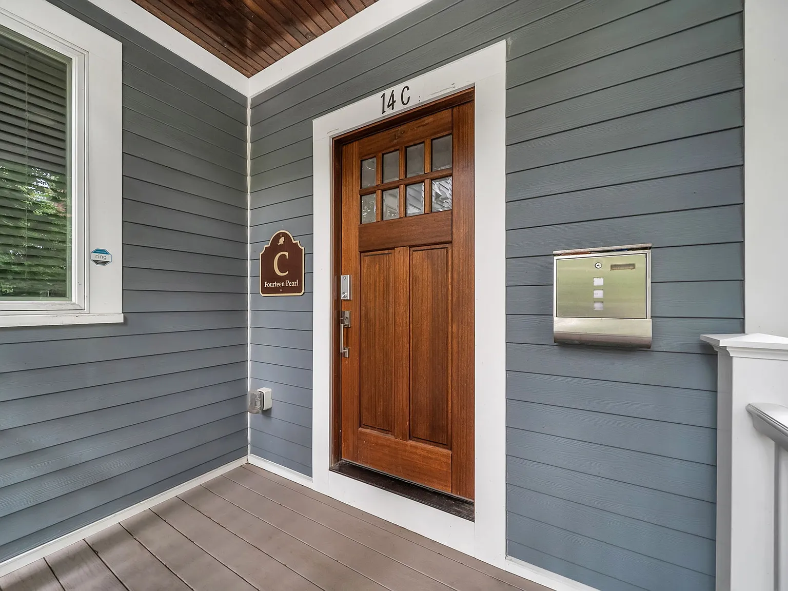 3 bed, 3.5 bath, 1820 sqft, $5,400 — Photo 3