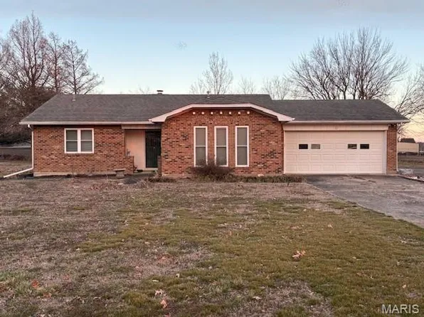 10 Dement Rd, Sikeston, MO 63801