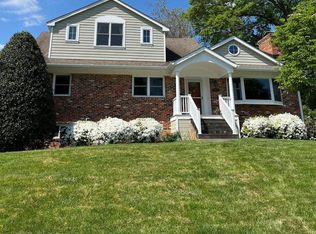 1804 Susquehannock Dr, Mc Lean, VA