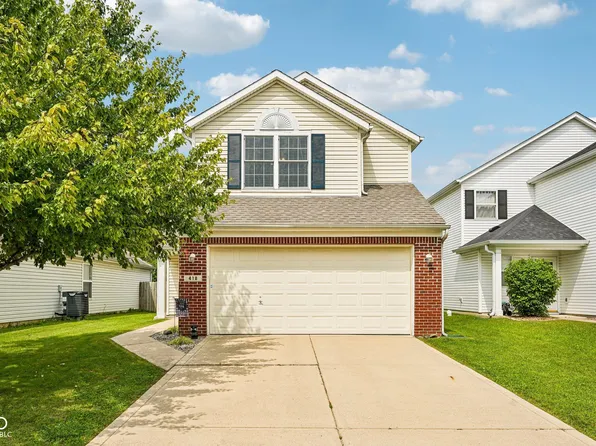 418 Vernon Pl, Westfield, IN 46074