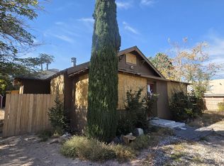 233 Maxine St NE, Albuquerque, NM 87123
