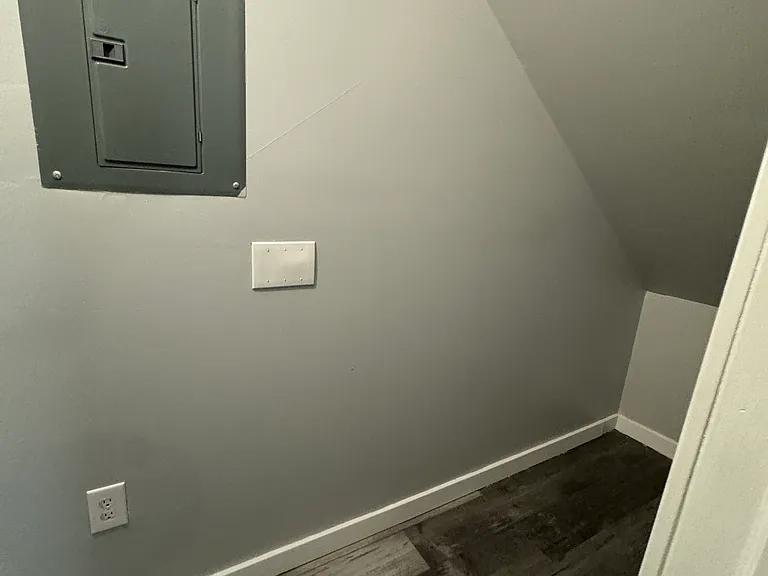 1729 Centre Ave #11 — Photo 12