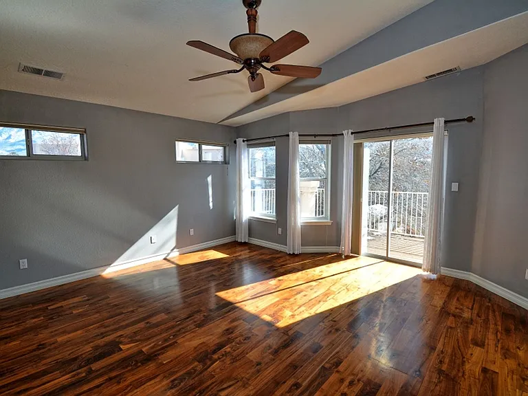 9204 Calistoga Ave NE — Photo 13