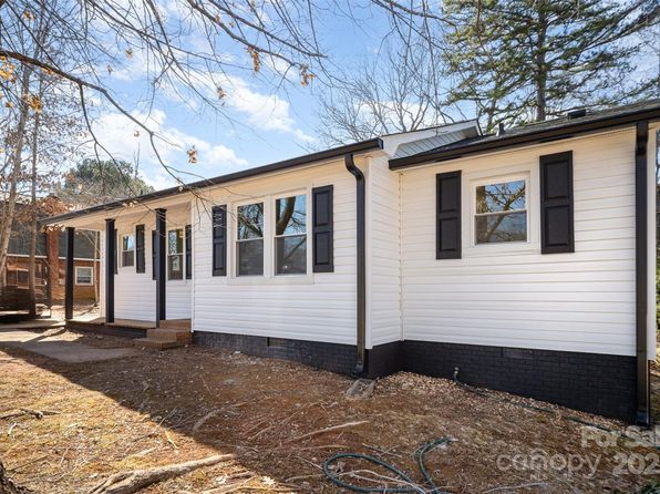 523 Hickory Nut Ln, China Grove, NC 28023