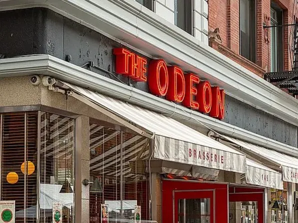 52 Thomas Street image 13 of 14